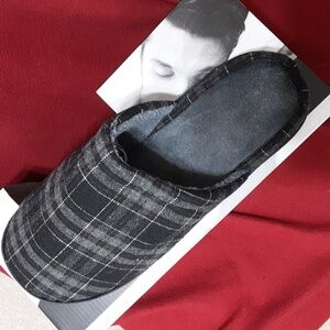 Men's L (10-11) Slippers